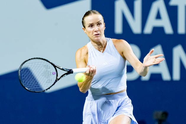 TORONTO, ON - AUGUST 10: Elina Svitolina of Ukraine returns a shot during her Quarter-final match of the WTA, Tennis Damen National Bank Open tournament on August 10, 2026 at Sobeys Stadium in Toronto, ON, Canada (Photo by Julian Avram Icon Sportswire) TENNIS: AUG 10 National Bank Open EDITORIAL USE ONLY Icon2608100083