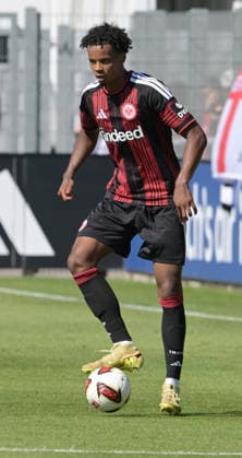 Eintracht Frankfurt. Julian Etse fotografiert beim Fußball Test Spiel Eintracht Frankfurt gegen Hull City am 8.8.2026 in Frankfurt. (DFL DFB REGULATIONS PROHIBIT ANY USE OF PHOTOGRAPHS as IMAGE SEQUENCES and or QUASI-VIDEO) *** A photo of Eintracht Frankfurt s Julian Etse taken during the soccer friendly match between Eintracht Frankfurt and Hull City on August 8, 2026, in Frankfurt. DFL and DFB regulations prohibit any use of photographs as image sequences and or quasi-video.