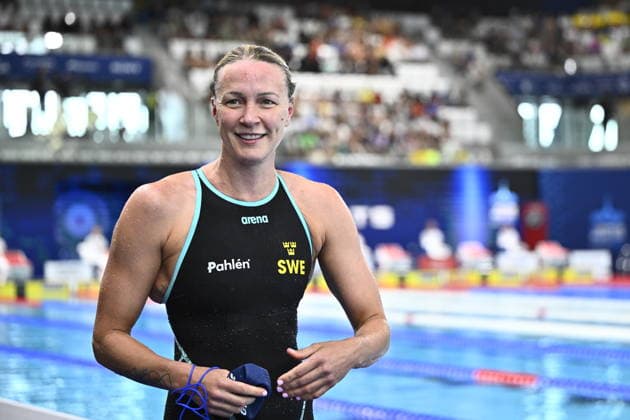 PARIS, FRANCE 20260811 Sarah Sjöström after qualifying with the best time in the 50 meter butterfly, during the European Swimming Championships in Paris. ***The image is included in the SPORTS PACKAGE. For others PAYMENT IMAGE*** PARIS FRANKRIKE x10430x *** PARIS, FRANCE 20260811 Sarah Sjöström after qualifying with the fastest time in the 50-meter butterfly at the European Swimming Championships in Paris ***This image is included in the SPORTS PACKAGE. For other images, please contact us for pricing.*** PARIS, FRANCE x10430x  Copyright: xChristinexOlsson TTx SIM-EM 2026 PARIS