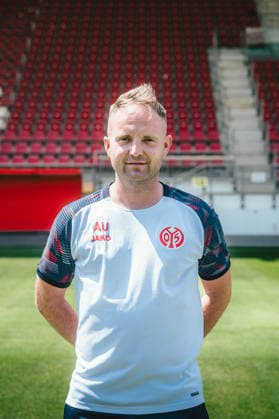 Alexander Ulbrich - Fussball, Frauen, 1. Bundesliga - Porträttermin 2026 2027 - 1. FSV Mainz 05 - 16.07.26 *** Alexander Ulbrich Soccer, Women s, Bundesliga 1 Profile 2026 2027 1 FSV Mainz 05 07 16 26