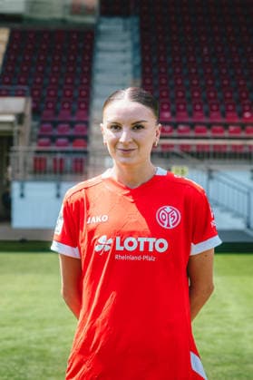 Gentiana Fetaj - Fussball, Frauen, 1. Bundesliga - Porträttermin 2026 2027 - 1. FSV Mainz 05 - 16.07.26 *** Gentiana Fetaj Soccer, Women s, 1st Bundesliga Photo Shoot 2026 2027 1 FSV Mainz 05 07 16 26