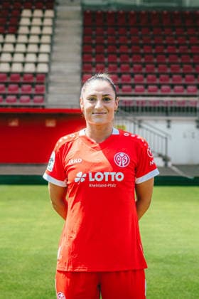Ivana Slipcevic - Fussball, Frauen, 1. Bundesliga - Porträttermin 2026 2027 - 1. FSV Mainz 05 - 16.07.26 *** Ivana Slipcevic Soccer, Women s, 1. Bundesliga Profile 2026 2027 1 FSV Mainz 05 16 07 26