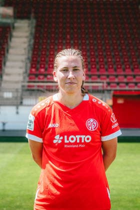 Johanna Berg - Fussball, Frauen, 1. Bundesliga - Porträttermin 2026 2027 - 1. FSV Mainz 05 - 16.07.26 *** Johanna Berg Soccer, Women s, 1st Bundesliga Profile 2026 2027 1 FSV Mainz 05 07 16 26
