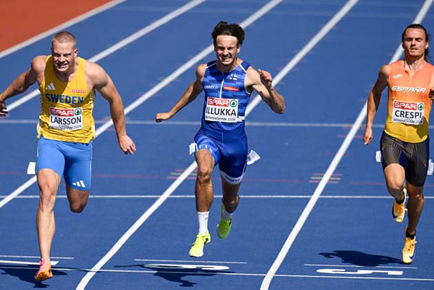 LKS 20260811 From left, Henrik Larsson of Sweden, Riku Illukka of Finland and Guillem Crespi of Spain during the heat 1 of the men s 100m run at the European Athletics Championships in Birmingham, England on August 11, 2026. - ANTTI AIMO-KOIVISTO Birmingham United Kingdom _Ot9HvK20D0  Copyright: xAnttixAimo-Koivistox _Ot9HvK20D0