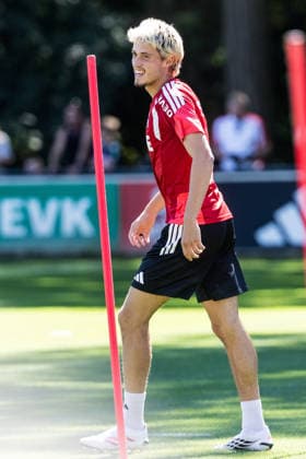 COLOGNE, GERMANY - AUGUST 11: Gil Neves (1. FC Koeln) during a training session of season 2026 27 at Geissbockheim on August 11, 2026 in Cologne, Germany. North Rhine Westphalia Germany Copyright: xSteffiexWunderlx