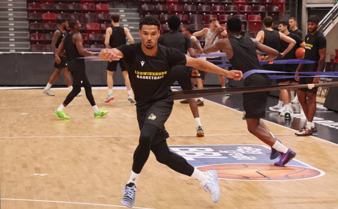 Ludwigsburg , Basketball Training MHP Riesen Ludwigsburg , Oshane Drews *** Ludwigsburg, MHP Riesen Ludwigsburg Basketball Practice, Oshane Drews