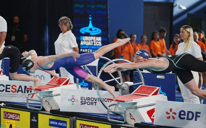 11 Aout European Aquatics Championships Paris 2026 Vanotterdijk Roos of Belgium and Sara Junevic of Sweden During the Heats 50 M Butterfly Women at the European Swimming Championships at the Greater Paris Metropolis Olympic Aquatics Centre in Paris (France) on August 11, 2026.Credit Laurent Lairys parisFrance  Copyright: xLaurentxLairysx