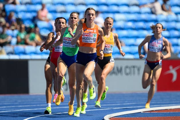 BIRMINGHAM, GREAT BRITAIN - August 11: Majtie Kolberg (Germany) behind Femke Broeders-Bol (Netherlands) during the 800 metres semi-final race during the European Athletics Championships 2026 at Alexander Stadium in Birmingham, Great Britain (Photo by Sven Beyrich Sports Press Photo)  Copyright: xSvenxBeyrich SportsxPressxPhotox Sportspressphoto_SPR204229