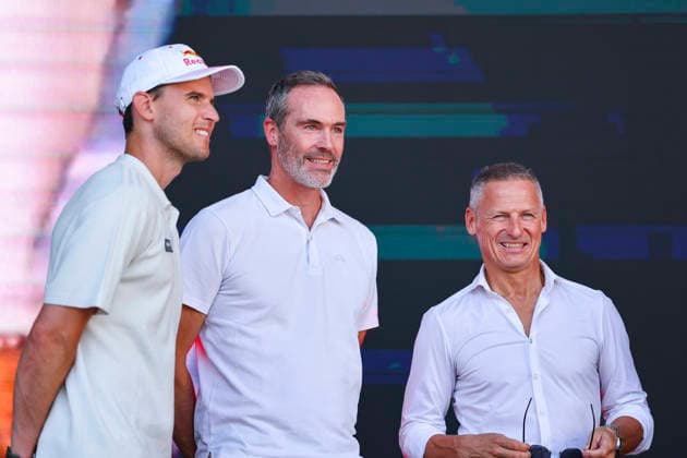 SOCCER - UEFA Super Cup, PSG vs Aston Villa SALZBURG,AUSTRIA,11.AUG.26 - SOCCER - UEFA Super Cup, Paris Saint-Germain vs Aston Villa FC, preview. Image shows Dominic Thiem, senior event manager Didier Andrist (UEFA) and CEO Stephan Reiter (RBS).  GEPAxpictures xDavidxGeieregger