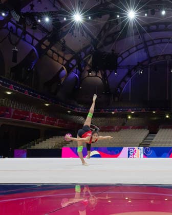 Weltmeisterschaft der Rhythmischen Sportgymnastik Lauren Grüniger aus der Schweiz beim ersten Training in der Festhalle. Weltmeisterschaft der Rhythmischen Sportgymnastik vom 11. bis zum 16. August in der Festhalle in Frankfurt am Main., Frankfurt am Main Hessen Deutschland Festhalle *** World Rhythmic Gymnastics Championships: Lauren Grüniger of Switzerland at her first practice session at the Festhalle. World Rhythmic Gymnastics Championships, August 11–16, at the Festhalle in Frankfurt am Main, Frankfurt am Main, Hesse, Germany. Festhalle