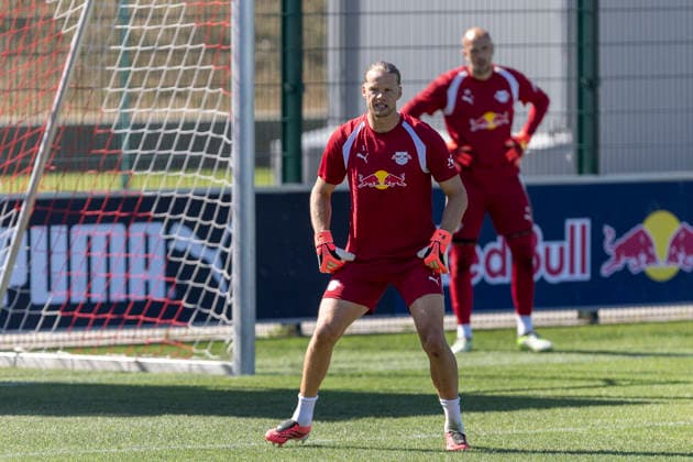 GER, Leipzig, Fussball, oeffentliches Training RB Leipzig im Bild v.l.: Oerjan Nyland (RB Leipzig 01), 11.08.2026, RB Leipzig Training Akademie Cottaweg Leipzig DFL DFB REGULATIONS PROHIBIT ANY USE OF PHOTOGRAPHS AS IMAGE SEQUENCES AND OR QUASI-VIDEO, *** GER, Leipzig, Soccer, RB Leipzig public training session—pictured from left: Oerjan Nyland, RB Leipzig 01, August 11, 2026, RB Leipzig Training Academy, Cottaweg, Leipzig; DFL, DFB regulations prohibit any use of photographs as image sequences and or quasi-video, Copyright: HMBxMedia PaulxFritz