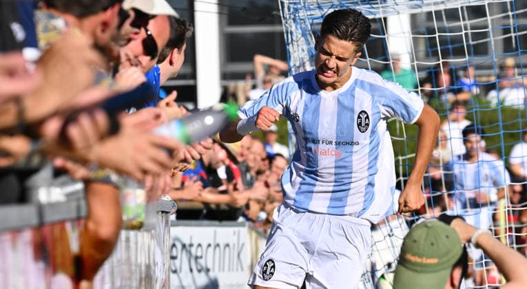 11.08.2026 - Fussball - Saison 2026 2027 - BFV - Toto-Pokal : FC Wendelstein - TSV 1860 München ( Löwen ) - - xwoxzix - Torjubel Jubel Freude nach Treffer Tor Torschuß zum 0:1 durch Loris Husic (22, TSV 1860 München ) - *** August 11, 2026 Soccer Season 2026–2027 BFV Toto Cup FC Wendelstein TSV 1860 Munich Lions xwoxzix Goal celebration Cheering Joy after a goal Goal Shot on goal for the 0–1 lead by Loris Husic 22, TSV 1860 Munich