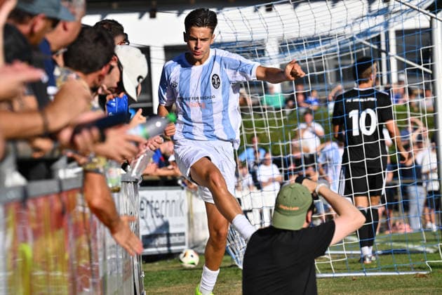 11.08.2026 - Fussball - Saison 2026 2027 - BFV - Toto-Pokal : FC Wendelstein - TSV 1860 München ( Löwen ) - - xwoxzix - Torjubel Jubel Freude nach Treffer Tor Torschuß zum 0:1 durch Loris Husic (22, TSV 1860 München ) - *** August 11, 2026 Soccer Season 2026–2027 BFV Toto Cup FC Wendelstein TSV 1860 Munich Lions xwoxzix Goal celebration Cheering Joy after a goal Goal Shot on goal for the 0–1 lead by Loris Husic 22, TSV 1860 Munich