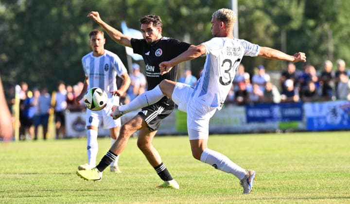 11.08.2026 - Fussball - Saison 2026 2027 - BFV - Toto-Pokal : FC Wendelstein - TSV 1860 München ( Löwen ) - - xwoxzix - Gabriel Merk (16, FC Wendelstein ) Lasse Faßmann Fassmann (33, TSV 1860 München ) *** August 11, 2026 Soccer Season 2026–2027 BFV Toto Cup FC Wendelstein TSV 1860 Munich Lions xwoxzix Gabriel Merk 16, FC Wendelstein Lasse Faßmann Fassmann 33, TSV 1860 Munich