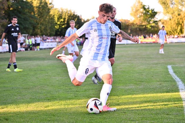 11.08.2026 - Fussball - Saison 2026 2027 - BFV - Toto-Pokal : FC Wendelstein - TSV 1860 München ( Löwen ) - - xwoxzix - Mark Gevorgyan (24, TSV 1860 München ) *** August 11, 2026 Soccer Season 2026–2027 BFV Toto Cup FC Wendelstein TSV 1860 Munich Lions xwoxzix Mark Gevorgyan 24, TSV 1860 Munich