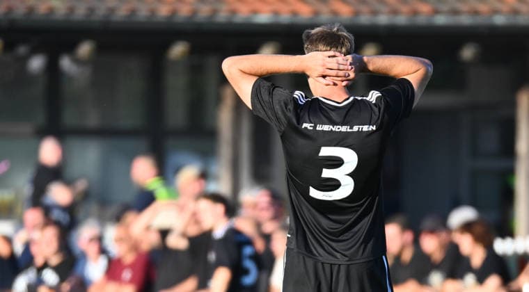 11.08.2026 - Fussball - Saison 2026 2027 - BFV - Toto-Pokal : FC Wendelstein - TSV 1860 München ( Löwen ) - - xwoxzix - Johannes Ney (3, FC Wendelstein ) enttäuscht Enttäuschung *** August 11, 2026 Soccer Season 2026–2027 BFV Toto Cup FC Wendelstein TSV 1860 Munich Löwen xwoxzix Johannes Ney 3, FC Wendelstein Disappoints Disappointment