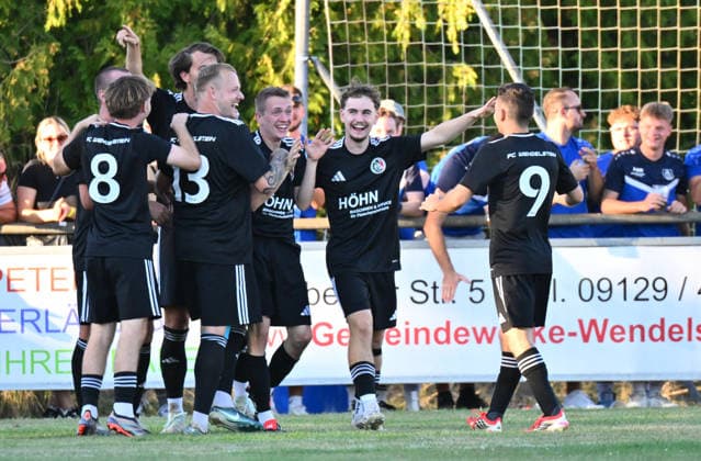 11.08.2026 - Fussball - Saison 2026 2027 - BFV - Toto-Pokal : FC Wendelstein - TSV 1860 München ( Löwen ) - - xwoxzix - Torjubel Jubel Freude nach Treffer Tor Torschuß zum 1:3 durch Marcel Wild (19, FC Wendelstein ) - *** August 11, 2026 Soccer Season 2026–2027 BFV Toto Cup FC Wendelstein TSV 1860 Munich Lions xwoxzix Goal celebration Cheering Joy after a goal Goal Shot on goal for the 1–3 by Marcel Wild 19, FC Wendelstein