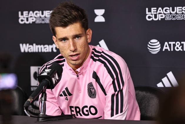 FORT LAUDERDALE, FL - AUGUST 11: Facundo Mura (4) of Inter Miami CF speaks to the media after a Inter Miami Training Session at Florida Blue Training Center on August 11, 2026 in Fort Lauderdale, Florida. (Photo by Chris Arjoon Icon Sportswire) SOCCER: AUG 11 Inter Miami CF Training EDITORIAL USE ONLY Icon26081100000033