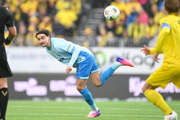 Bodo Glimt v Royale Union Saint-Gilloise - UEFA Champions League BODO, NORWAY - AUGUST 11 : Van De Perre Kamiel midfielder of Royale Union Saint-Gilloise controls the ball during the UEFA Champions League 2026 27 third qualifying round second leg between Bodo Glimt and Royale Union Saint-Gilloise on August 11, 2026 in Bodo, Norway, 11 08 2026 Bodo Norway  Copyright: xNicoxVereeckenx
