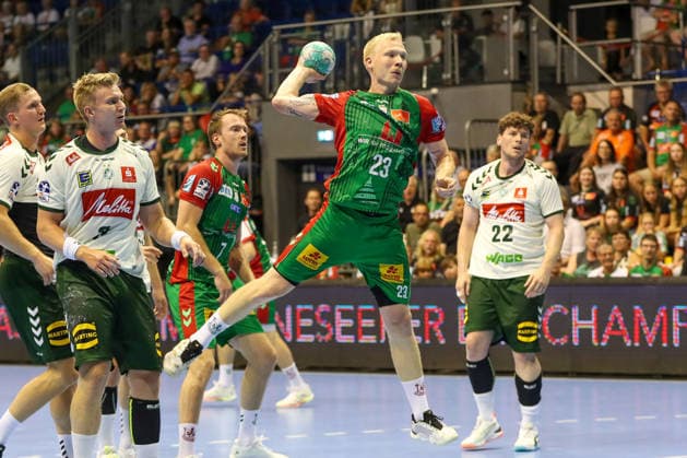 11.08.2026, xgox, Handball - Hummel Cup 2026 SC Magdeburg - GWD Mindenemspor, v.l. Magnus Saugstrup (Magdeburg, 23) wirft Tor, Torschuetze, erzielt Tor, Treffer, scores the goal Magdeburg *** August 11, 2026, xgox, Handball Hummel Cup 2026 SC Magdeburg vs. GWD Mindenemspor, from left: Magnus Saugstrup (Magdeburg), 23 shots on goal, goal scorer, scores a goal, Magdeburg