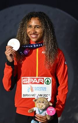 Belgian Delphine Nkansa , winner of the bronze medal in the women s 100m event, pictured on the podium of on the second day of the European Athletics Championships (August 10-18) in Birmingham, United Kingdom, on Tuesday 11 August 2026. ERICxLALMAND  x183180314x