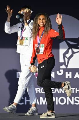 Great Britain s Amy Hunt , winner of the gold medal and Belgian Delphine Nkansa , winner of the bronze medal pictured on the podium of the 100m event on the second day of the European Athletics Championships (August 10-18) in Birmingham, United Kingdom, on Tuesday 11 August 2026. ERICxLALMAND  x183180677x