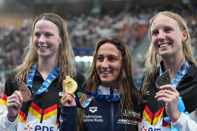 Simona Quadarella gold medal Women s 800m Freestyle the Swimming European Aquatics Championships Paris 2026, Paris, August 11, 2026 .  Copyright: xDavidexSpada LaPressex
