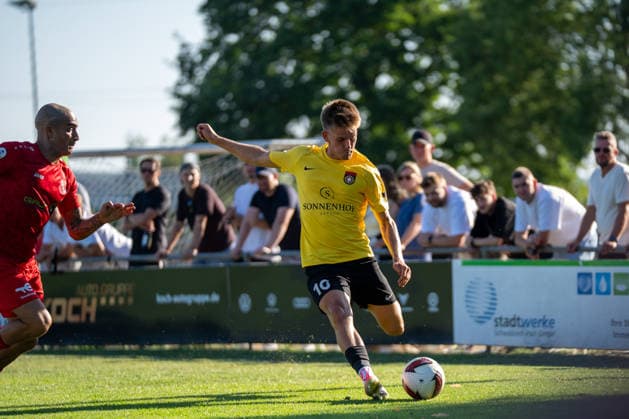 Lukas Stoppel (SG Sonnenhof Großaspach, 10), SSV Schwäbisch Hall vs. SG Sonnenhof Großaspach, Fussball, WFV-Pokal, 3. Runde, 11.08.2026 Schwäbisch Hall Baden-Wuerttemberg Deutschland *** Lukas Stoppel, SG Sonnenhof Großaspach, 10, SSV Schwäbisch Hall vs. SG Sonnenhof Großaspach, Soccer, WFV Cup, 3rd Round, August 11, 2026, Schwäbisch Hall, Baden-Württemberg, Germany Copyright: xkolbert-press PhilipxZieglerx