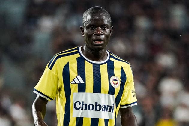 Fussball: Österreich: UEFA Champions League Qualifikation 2026 2027 - 3. Runde, 11.08.2026 - SK Sturm Graz (Österreich) vs. Fenerbahce Istanbul (Türkei) - Merkur Arena (Graz, Österreich); N Golo Kante (Fenerbahce SK) *** Soccer Austria UEFA Champions League Qualifiers 2026–2027, Round 3, August 11, 2026, SK Sturm Graz (Austria) vs. Fenerbahçe Istanbul (Turkey), Merkur Arena, Graz, Austria, N Golo Kante, Fenerbahçe SK Copyright: xLUKAxKOLANOVICx