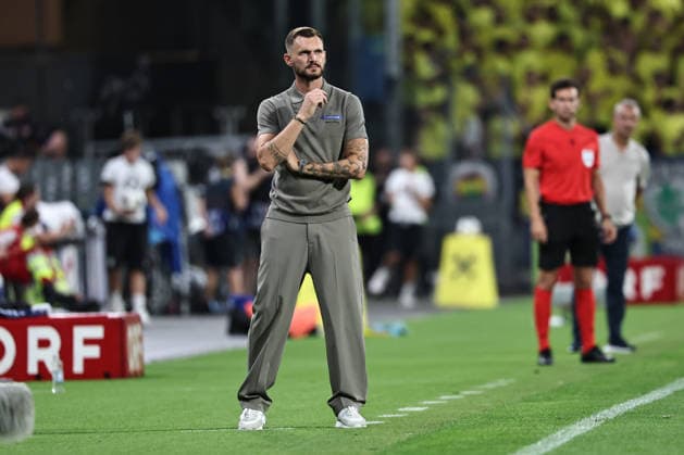 SOCCER - UEFA CL, Sturm vs Fenerbahce GRAZ,AUSTRIA,11.AUG.26 - SOCCER - UEFA Champions League, qualification, SK Sturm Graz vs Fenerbahce Istanbul. Image shows head coach Fabio Ingolitsch (Sturm).  GEPAxpictures xChrisxBauer