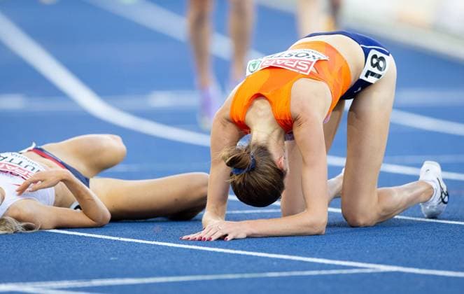 BIRMINGHAM - Maureen Koster after the 5000 meter final on the second day of the European Athletics Championships. IRIS VAN DEN BROEK ANP xVIxANPxSportx xxANPxIVx 565281230 originalFilename: 565281230.jpg