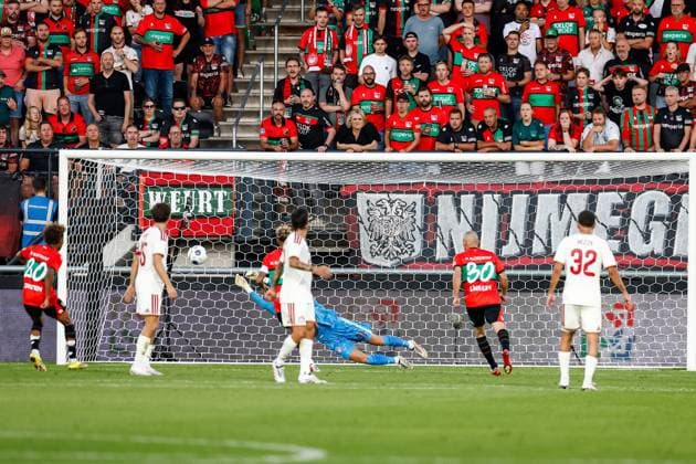 NIJMEGEN , 08-07-2026 , Stadium De Goffert , season 2026 2027 , Third qualifying round UEFA Champions League 2nd leg football , match between NEC Nijmegen and Olympiacos , picture shows goal attempt by NEC player Bryan Linssen NEC - Olympiacos  x205634417x Copyright:
