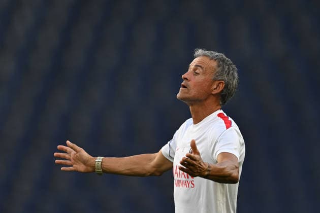 Ahead of Aston Villa v PSG - UEFA Super Cup SALZBURG, AUSTRIA - AUGUST 11: Head Coach of Paris Saint-Germain Luis Enrique leads training session ahead of UEFA Super Cup football match between Aston Villa and PSG at Salzburg Stadium in Salzburg, Austria on August 11, 2026. Harun Ozalp Anadolu Salzburg Austria. Editorial use only. Please get in touch for any other usage.  Copyright: x2026xAnadoluxHarunxOzalpx