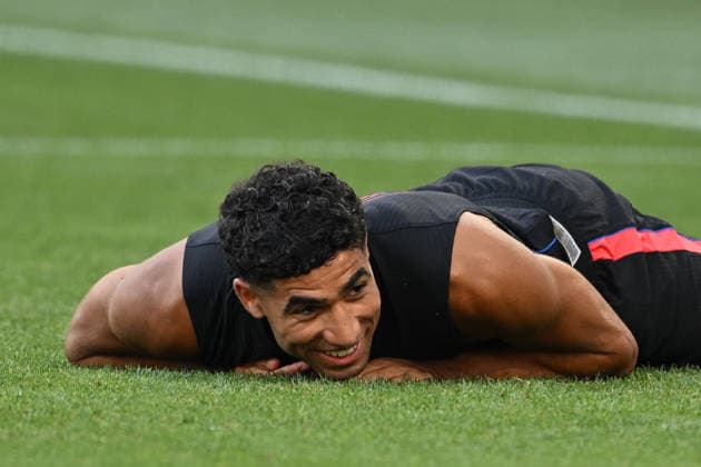 PSG hold final training session ahead of UEFA Super Cup SALZBURG, AUSTRIA - AUGUST 11: Achraf Hakimi of PSG takes part in the team s final training session under head coach Luis Enrique at Salzburg Stadium in Salzburg, Austria, ahead of the UEFA Super Cup match against Aston Villa on August 11, 2026. Harun Ozalp Anadolu Salzburg Austria. Editorial use only. Please get in touch for any other usage.  Copyright: x2026xAnadoluxHarunxOzalpx