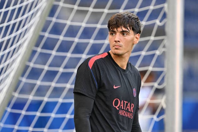 PSG hold final training session ahead of UEFA Super Cup SALZBURG, AUSTRIA - AUGUST 11: Paris Saint-Germain s Alessandro Longoni takes part in final training session under head coach Luis Enrique at Salzburg Stadium in Salzburg, Austria, ahead of the UEFA Super Cup match against Aston Villa on August 11, 2026. Isa Terli Anadolu Salzburg Austria. Editorial use only. Please get in touch for any other usage.  Copyright: x2026xAnadoluxIsaxTerlix