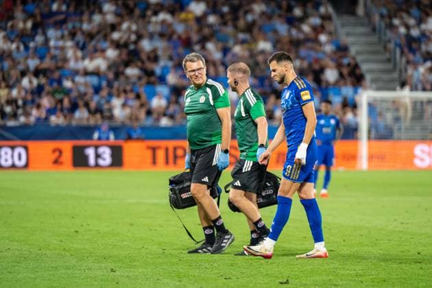 Injured Mykola Kucharevych during Champions League qualifying round 3 match, SK Slovan Bratislava - Mjallby AIF , 11. august 2026, Tehelne pole Stadium, Bratislava, Slovakia Copyright: xMICHALxFAJT,ZOSPORTU.SKx MAR_4447