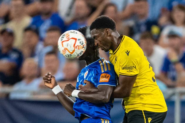 Tony Miettinen header battle during Champions League qualifying round 3 match, SK Slovan Bratislava - Mjallby AIF , 11. august 2026, Tehelne pole Stadium, Bratislava, Slovakia Copyright: xMICHALxFAJT,ZOSPORTU.SKx MAJ_6099