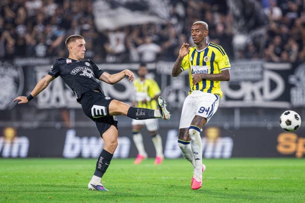 STURM GRAZ - FENERBAHCE Petar Petrovic of Sturm and Talisca of Fenerbahce during the second leg of third qualifying round of UEFA Champions league football match between SK Sturm Graz and Fenerbahce BK at the Stadion Graz Liebenau. Graz, Austria, August 11, 2026. Photo by Branislav Racko Copyright: xx 080A2429