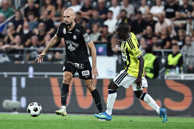 SOCCER - UEFA CL, Sturm vs Fenerbahce GRAZ,AUSTRIA,11.AUG.26 - SOCCER - UEFA Champions League, qualification, SK Sturm Graz vs Fenerbahce Istanbul. Image shows Jon Gorenc Stankovic (Sturm) and N Golo Kante (Fenerbahce).  GEPAxpictures xChrisxBauer