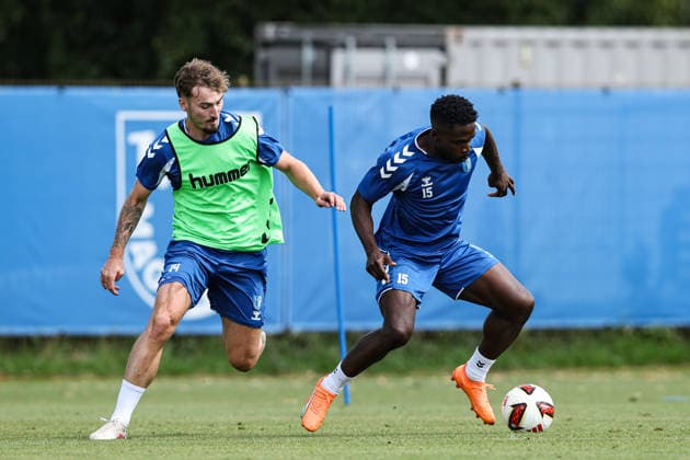 Daniel Heber (1. FC Magdeburg,15) gegen Tony Reitz (1. FC Magdeburg,14) - 2. Fußball Bundesliga Saison 2026-2027 1. FC Magdeburg Training an der Avnet Arena in Magdeburg - Fußball,Mann,Männer,Deutschland,11.08.2026 *** Daniel Heber (1 FC Magdeburg, 15) vs. Tony Reitz (1 FC Magdeburg, 14) – 2. Bundesliga, 2026–2027 season – 1 FC Magdeburg training session at the Avnet Arena in Magdeburg – soccer, man,Men, Germany, August 11, 2026