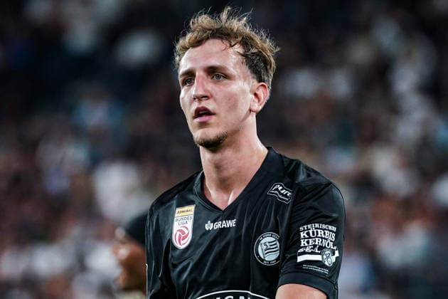 Fussball: Österreich: UEFA Champions League Qualifikation 2026 2027 - 3. Runde, 11.08.2026 - SK Sturm Graz (Österreich) vs. Fenerbahce Istanbul (Türkei) - Merkur Arena (Graz, Österreich); Nelson Weiper (Sturm Graz) *** Soccer Austria UEFA Champions League Qualifying 2026–2027, Round 3, August 11, 2026: SK Sturm Graz (Austria) vs. Fenerbahçe Istanbul (Turkey) at Merkur Arena, Graz, Austria; Nelson Weiper, Sturm Graz Copyright: xLUKAxKOLANOVICx