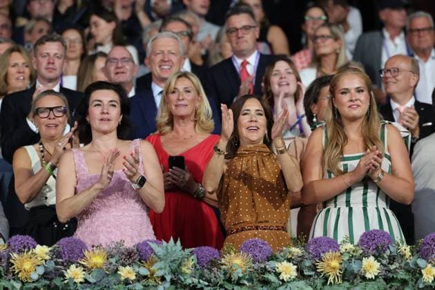 v.l. Dorothee Bär Bundesministerin für Forschung, Technologie und Raumfahrt der Bundesrepublik Deutschland, Königin Mary von Dänemark, Ehefrau von König Frederik X., Prinzessin Catharina-Amalia Beatrix Carmen Victoria, Prinzessin von Oranien, Prinzessin der Niederlande, ) älteste Tochter von König Willem-Alexander der Niederlande, Präsident des Weltreiterverbandes FEI ist der Belgier Ingmar De Vos, ältere Schwester von König Felipe VI. von Spanien Infantin Elena, Eröffnungsfeier , Opening ceremony , AACHEN - FEI World Championships 2026, Weltfest des Pferdesports, Reitsport Weltmeisterschaft 2026, Aachen 2026, Welcome Home 2026, Aachener Soers, 11. bis 23. August 2026, Reitsport, 11.08.2026, Aachen Aachener Soers Deutschland *** From left: Dorothee Bär, Federal Minister for Research, Technology, and Space of the Federal Republic of Germany; Queen Mary of Denmark, wife of King Frederik X; Princess Catharina Amalia Beatrix Carmen Victoria, Princess of Orange, Princess of the Netherlands, eldest daughter of King Willem-Alexander of the Netherlands; the president of the International Equestrian Federation (FEI) is Ingmar De Vos of Belgium; older sister of King Felipe VI of Spain, Infanta Elena; opening ceremony, AACHEN FEI World Championships 2026, World Festival of Equestrian Sports, 2026 Equestrian World Championships, Aachen 2026, Welcome Home 2026, Aachen Soers, August 11–23, 2026, Equestrian Sports, August 11, 2026, Aachen Soers, Germany