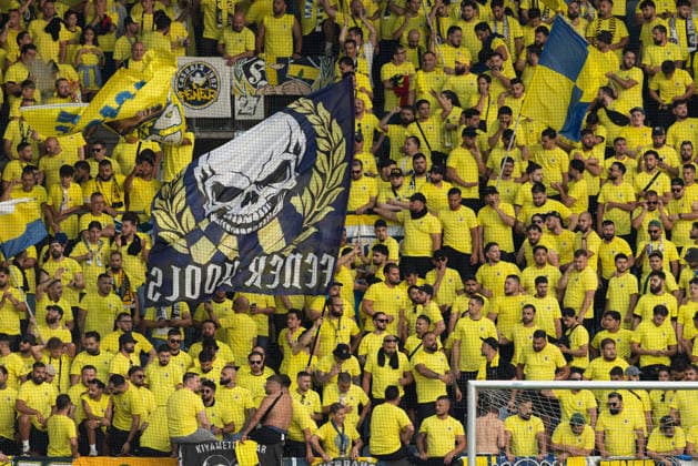 Fenerbahce Fans seen during UEFA Champions League third round qualifying game between teams of SK Sturm Graz and Fenerbahce SK (Maciej Rogowski Ball Raw Images) Graz Dalymount Park Austria Copyright: xMaciejxRogowskix sturmfenerbahce2627_1