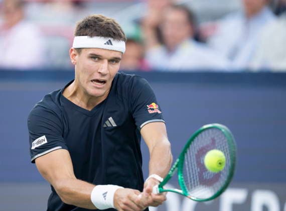 August 11, 2026, Montreal, Pq, Canada: Jakub Mensik of Czechia hits a return to Ben Shelton of the United States during quarterfinal tennis action at the National Bank Open in Montreal on Tuesday, Aug. 11, 2026. Canada News - August 11, 2026  - ZUMAc35_ 20260811_zaf_c35_058 Copyright: xChristinnexMuschix