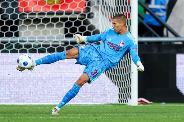 NIJMEGEN, NETHERLANDS - AUGUST 11: Olympiacos goalkeeper Balsa Popovic kicks the ball during the UEFA Champions League 2026 27 third qualifying round second leg match between NEC Nijmegen and Olympiacos at the Goffertstadion on August 11, 2026 in Nijmegen, Netherlands.  Copyright: xRenexNijhuis MBxMediax