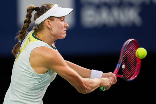 National Bank Open 2026 - Day 11 TORONTO, CANADA - AUGUST 11 : Elena Rybakina of Kazakhstan in action against Naomi Osaka of Japan in quarter-finals round match during day 11 of WTA, Tennis Damen 1000 National Bank Open in Toronto, Ontario, Canada on August 11, 2026. Mert Alper Dervis Anadolu Ontario Canada. Editorial use only. Please get in touch for any other usage.  Copyright: x2026xAnadoluxMertxAlperxDervisx