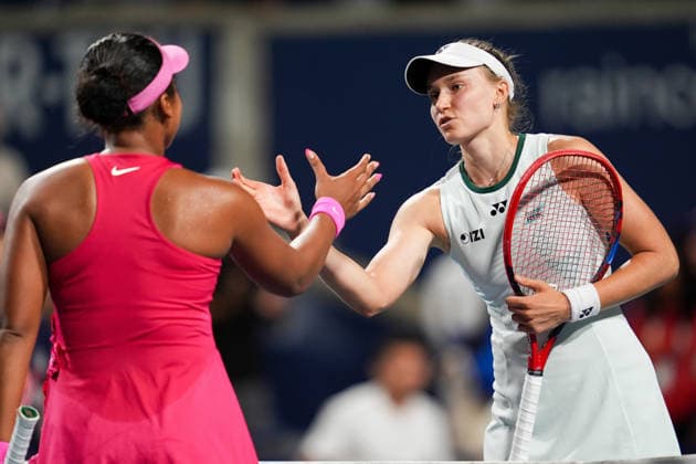 National Bank Open 2026 - Day 11 TORONTO, CANADA - AUGUST 11 : Naomi Osaka of Japan (L) and Elena Rybakina of Kazakhstan shake hands after the quarter-finals round match during day 11 of WTA, Tennis Damen 1000 National Bank Open in Toronto, Ontario, Canada on August 11, 2026. Mert Alper Dervis Anadolu Ontario Canada. Editorial use only. Please get in touch for any other usage.  Copyright: x2026xAnadoluxMertxAlperxDervisx