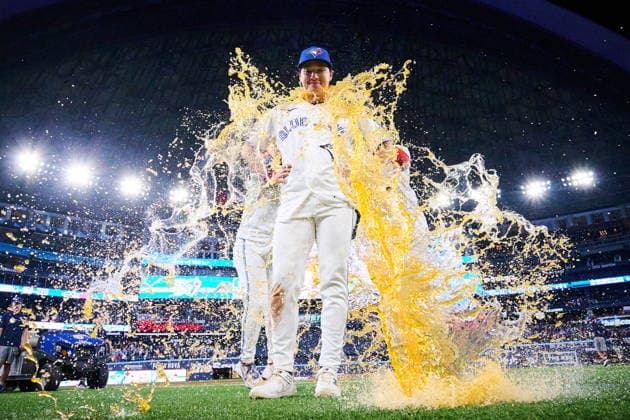 August 11, 2026, Toronto, On, Canada: Toronto Blue Jays Brett Bateman (21) is doused with a sports drink after the Toronto Blue Jays win against the Boston Red Sox in MLB, Baseball Herren, USA baseball action in Toronto, on Tuesday, Aug. 11, 2026. Canada News - August 11, 2026  - ZUMAc35_ 20260811_zaf_c35_139 Copyright: xSammyxKoganx