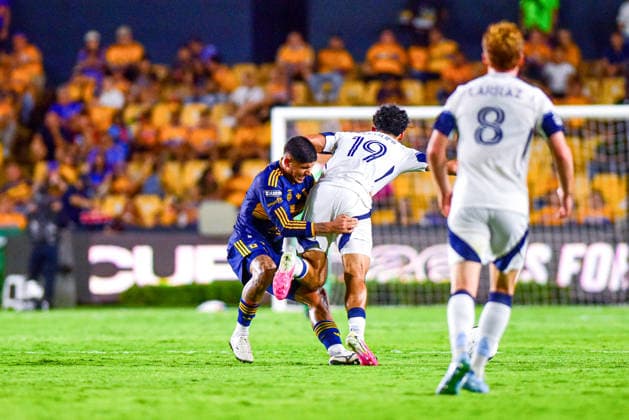 CONCACAF CHAMPIONS LEAGUE 2026 CONCACAF CHAMPIONS LEAGUE 2026 TIGRES UANL VS VANCOUVER 11082026 MONTERREY, NUEVO LEON. Action photo of Francisco Reyes (L) of Tigres UANL and Rayan Elloumi of Vancouver Whitecaps , during week 3 game of the 2026 CONCACAF Champions League tournament held a the Estadio Universitario of Monterrey, Nuevo Leon, Mexico. Foto de accion de Francisco Reyes (I) de Tigres UANL y Rayan Elloumi of Vancouver Whitecaps, durante juego de la jornada 3 del Torneo 2026 de la CONCACAF Champions League, celebrado en el Estadio Universitario de Monterrey, Nuevo Leon, Mexico PHOTO BY IMAGENSHOP AGENCIA FOTOGRAFICA MONTERREY NUEVO LEON MEXICO *** CONCACAF CHAMPIONS LEAGUE 2026 CONCACAF CHAMPIONS LEAGUE 2026 TIGRES UANL VS VANCOUVER 08 11 2026 MONTERREY, NUEVO LEON Action photo of Francisco Reyes (L) of Tigres UANL and Rayan Elloumi of the Vancouver Whitecaps during Week 3 of the 2026 CONCACAF Champions League tournament held at the Estadio Universitario in Monterrey, Nuevo León, Mexico Action photo of Francisco Reyes (left) of Tigres UANL and Rayan Elloumi of the Vancouver Whitecaps, during the Week 3 match of the 2026 CONCACAF Champions League tournament, held at the Estadio Universitario in Monterrey, Nuevo León, Mexico. PHOTO BY IMAGENSHOP PHOTO AGENCY MONTERREY, NUEVO LEÓN, MEXICO Copyright: xIMAGENSHOPxAGENCIAxFOTOGRAFICAx