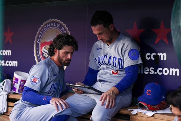 August 11, 2026, Washington D.C, District Of Columbia, United States: Washington, DC; Chicago Cubs teammates third baseman Alex Bregman (3) and shortstop Dansby Swanson (7) review footage during the Major League Baseball game between the Washington Nationals and the Chicago Cubs at Nationals Park on Tuesday, August 11, 2026. The Cubs beat the Nationals 8-6. MLB, Baseball Herren, USA Chicago Cubs 8:6 Washington Nationals  - ZUMAp258 20260811_znp_p258_013 Copyright: xStevexPrakopex
